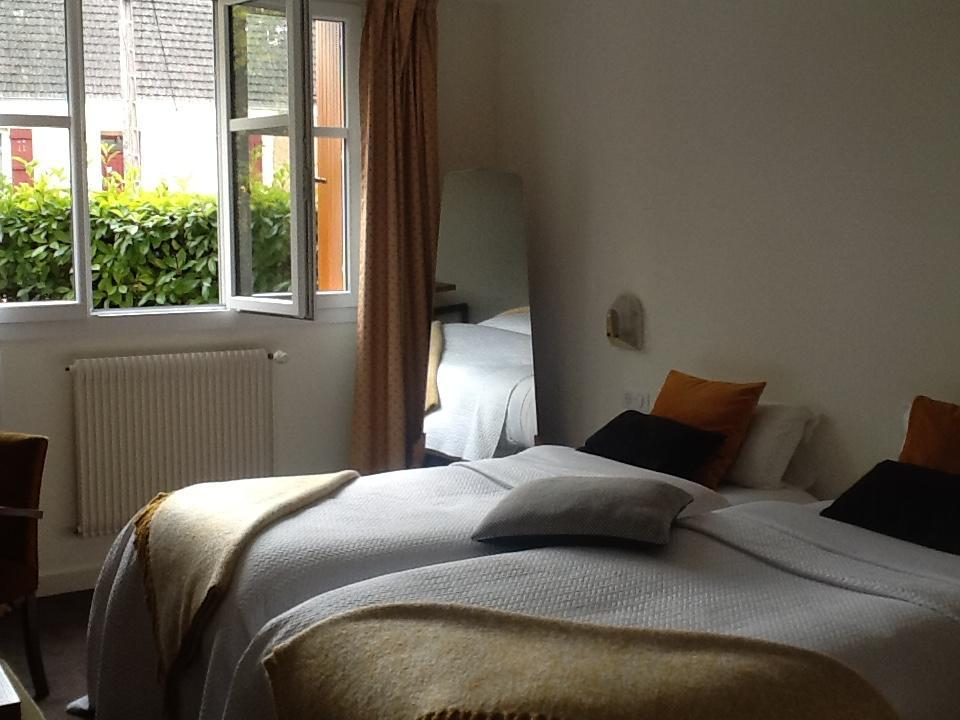 Hotel Le Temeraire Charolles Eksteriør billede